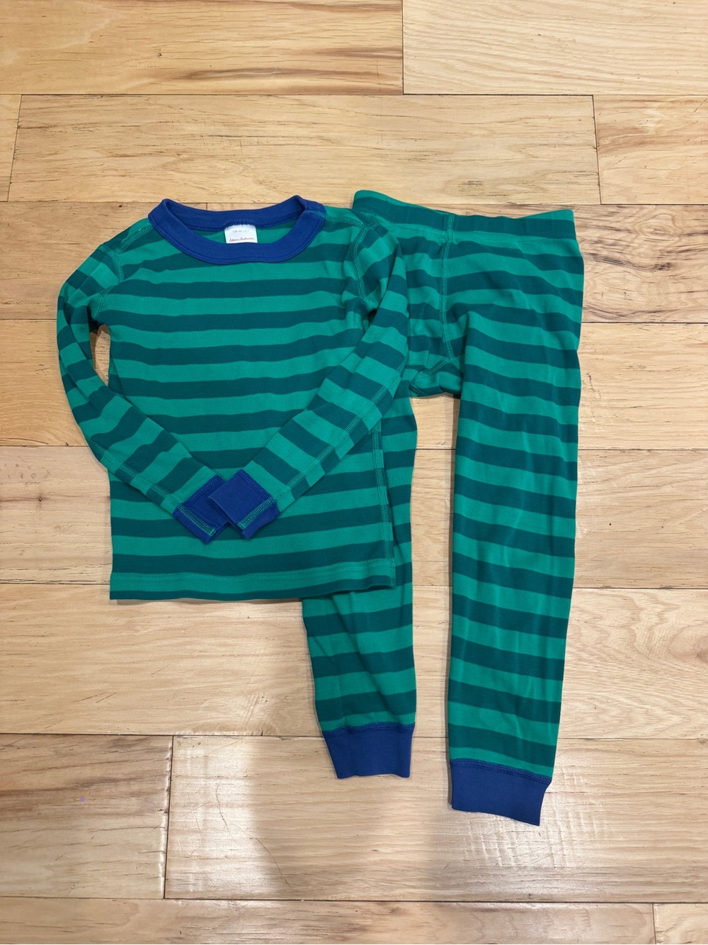 Hanna Anderseon 4T pajamas